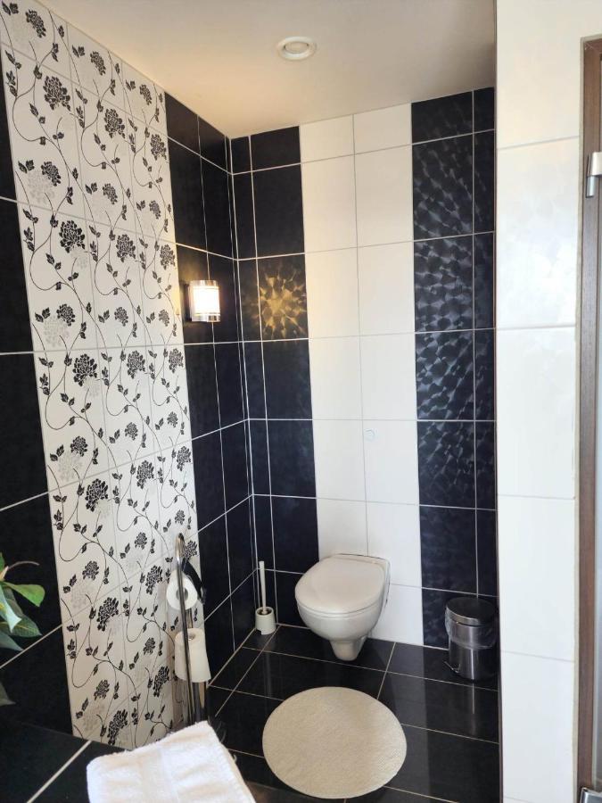 Kiljan Apartments & Rooms Blonduos Dış mekan fotoğraf