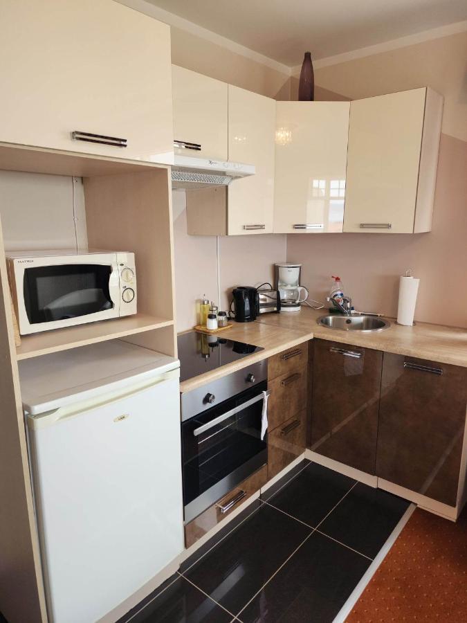 Kiljan Apartments & Rooms Blonduos Dış mekan fotoğraf